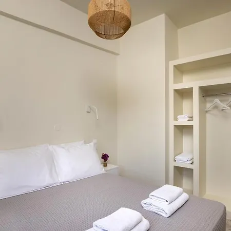 Bells And Suites * Ermoúpoli